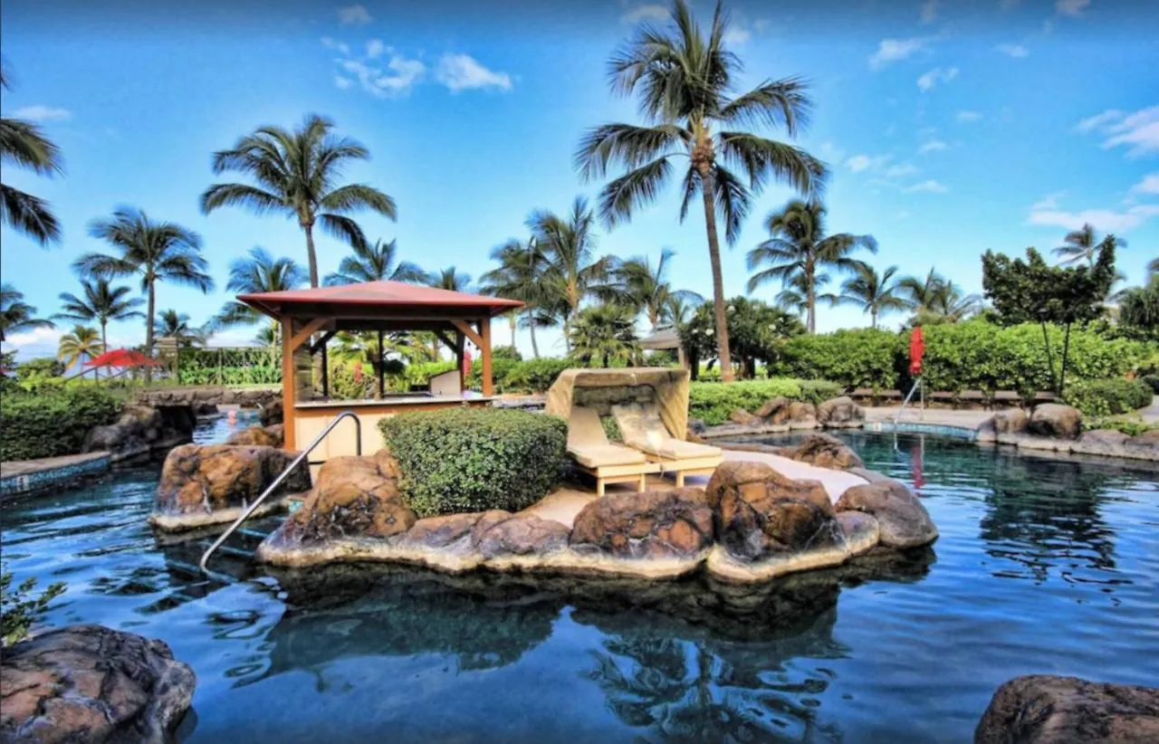Apartment Luxury Mountain View Resort Condo With Large Private Balcony Lahaina