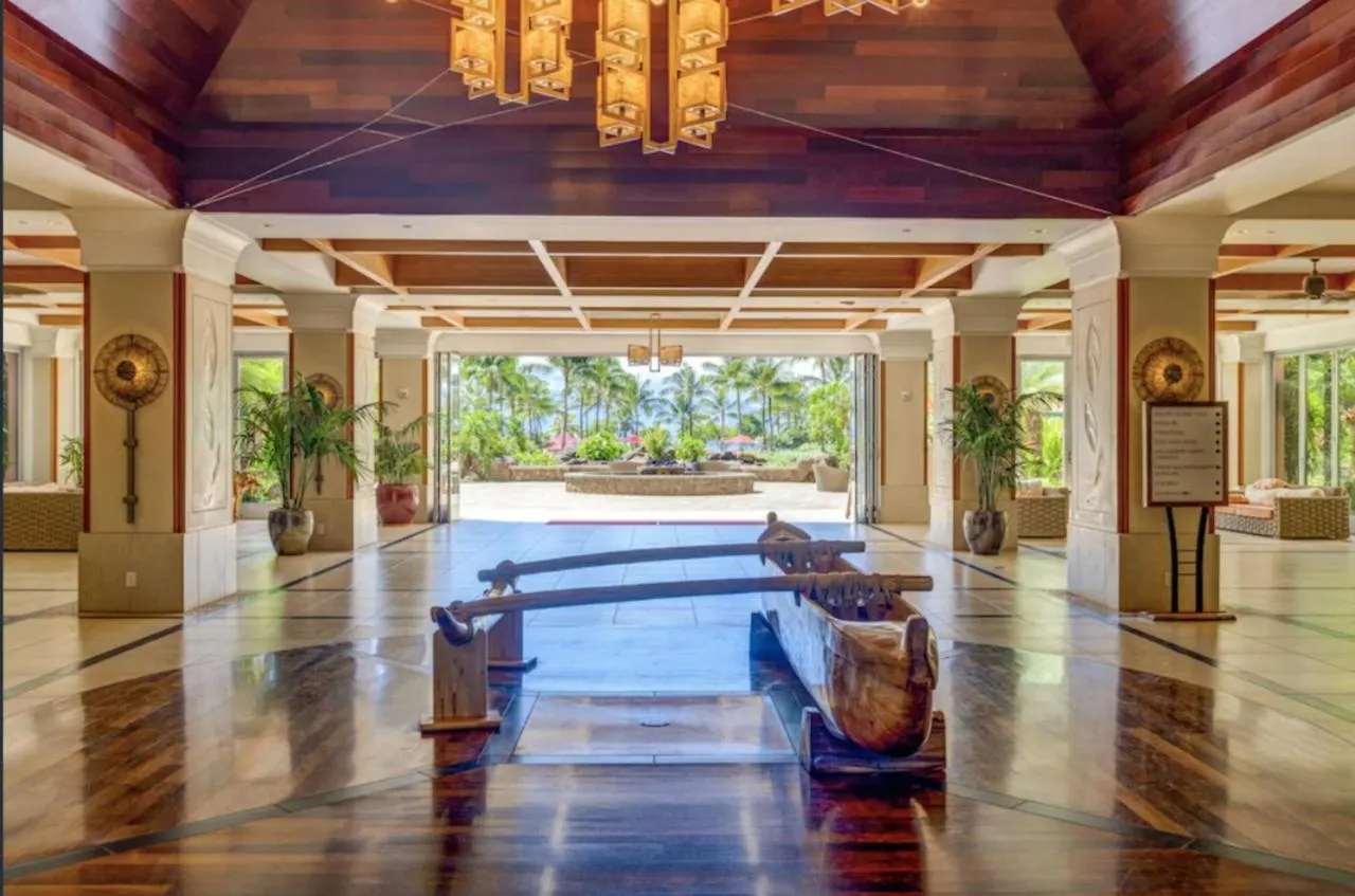 Luxury Mountain View Resort Condo With Large Private Balcony Lahaina Apartment